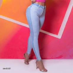 REPRESENTAÇÃO JEANS Women Bicolor Denim Hot Pants Pants - 59467 10 REPRESENTAÇÃO JEANS Women Bicolor Denim Hot Pants Pants - 59467