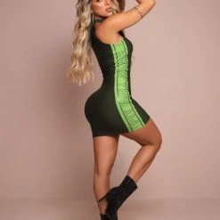 PL MALHA 61643 - Sexy Turtleneck Dress Enhances Curves With Side Logomania 8 PL MALHA 61643 - Sexy Turtleneck Dress Enhances Curves With Side Logomania