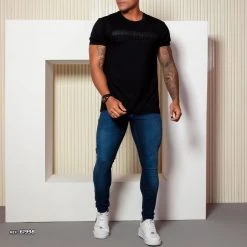 PL MALHA 61998 - Men's Black T-shirt With Exclusive Logomania NEWS 9 PL MALHA 61998 - Men's Black T-shirt With Exclusive Logomania NEWS