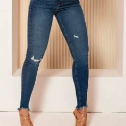 PL JEANS NEWS 65028 - Classic Women's Jeans 18 PL JEANS NEWS 65028 - Classic Women's Jeans