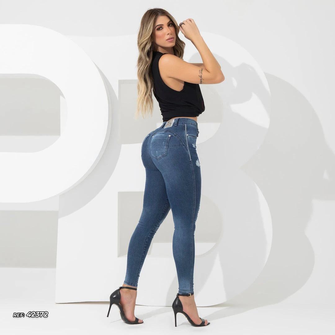 REPRESENTAÇÃO JEANS WOMEN STRAIGHT JEANS - 42372 Turbo Collection 7 REPRESENTAÇÃO JEANS WOMEN STRAIGHT JEANS - 42372 Turbo Collection