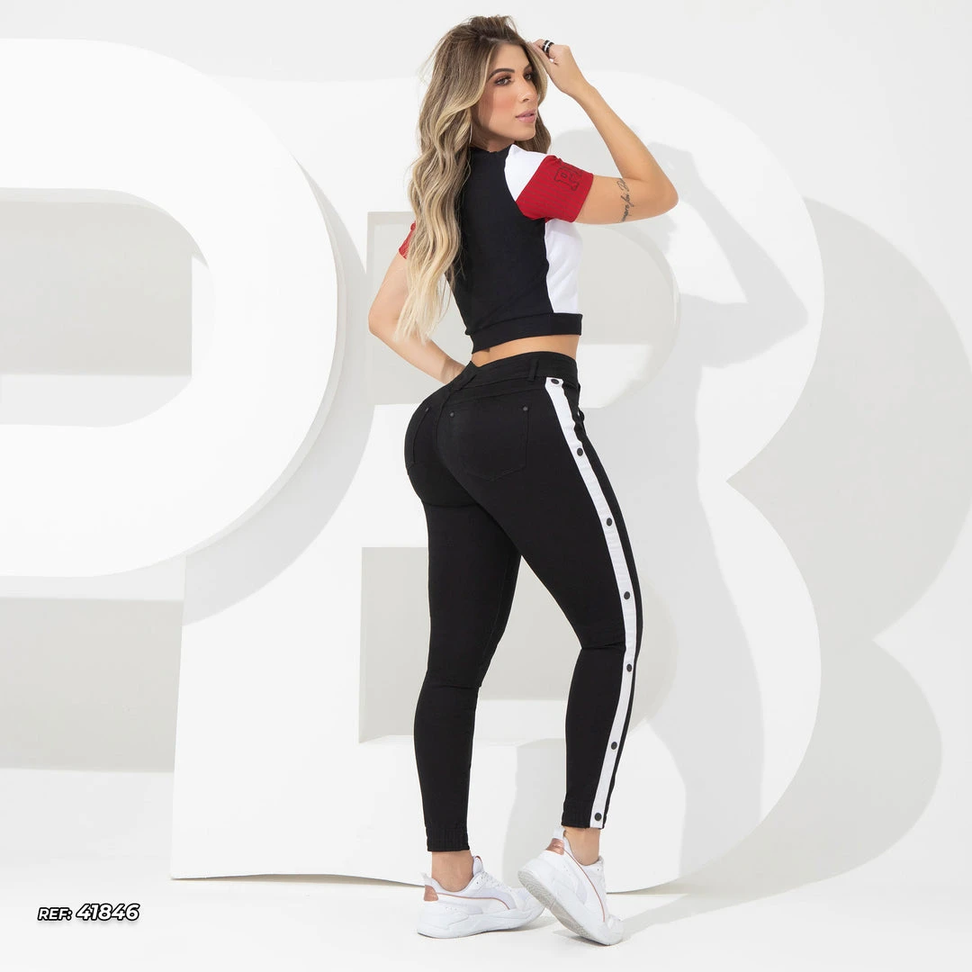 REPRESENTAÇÃO JEANS WOMEN COLLOR JOGGER PANTS - 41846 Turbo Collection 8 REPRESENTAÇÃO JEANS WOMEN COLLOR JOGGER PANTS - 41846 Turbo Collection