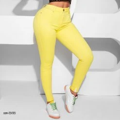 PIT BULL JEANS Yellow Hot Pants Skinny - 42412 Conecte-Se 10 PIT BULL JEANS Yellow Hot Pants Skinny - 42412 Conecte-Se
